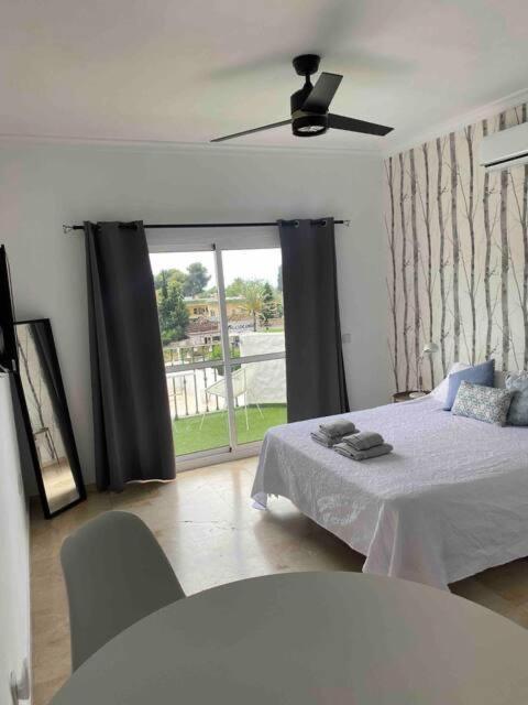 Paraiso Y Mar Apartment Estepona Luaran gambar